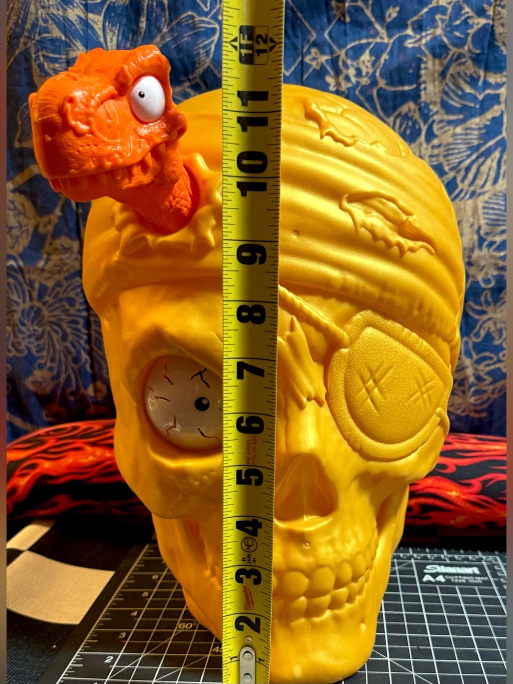 Giant Skull Light Up Talking Giant Skull Halloween Blow Mold Spooky Pirate - Picture 7 of 12
